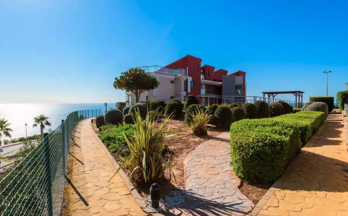 10 casas en primera línea de playa con espectaculares vistas para el verano de 2021 img201