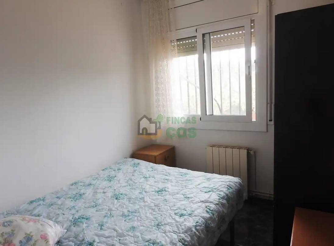 Un poblado rural en Lleida en venta en Fotocasa por menos de un millón de euros img169