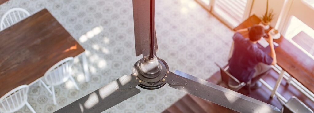 ¿Qué tener en cuenta antes de comprar un ventilador de techo?
