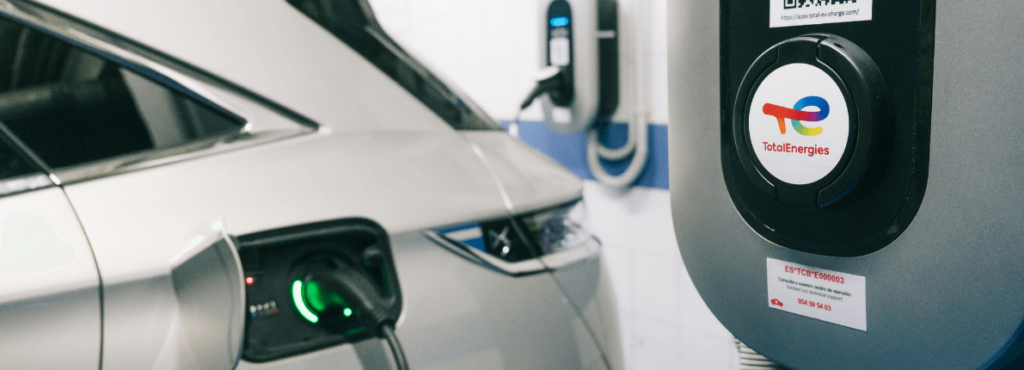 El Experto Responde: ¿Cómo instalar un punto de recarga para coche eléctrico en tu garaje?
