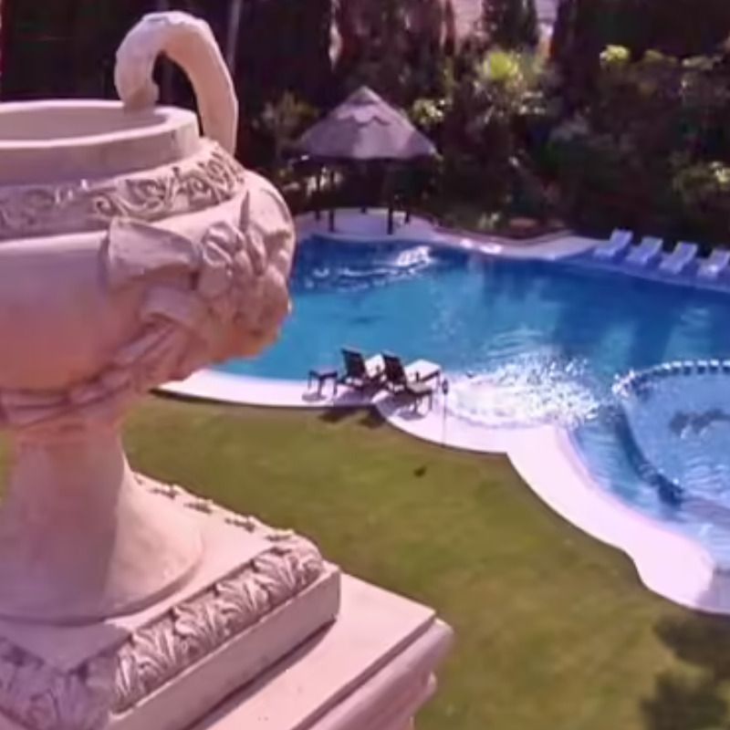 casa cara terraza piscina