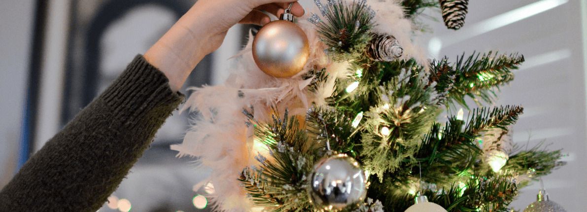 15 ideas para decorar el árbol de Navidad como los de las revistas