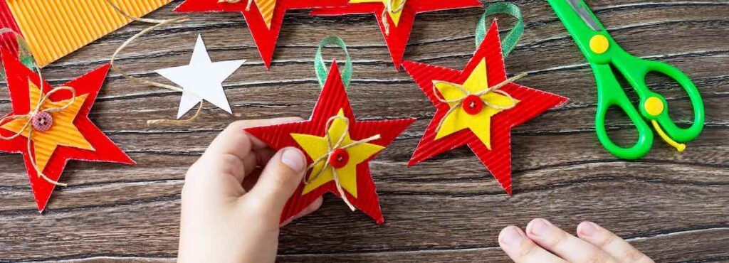 5 manualidades navideñas para hacer con niños durante estas Navidades