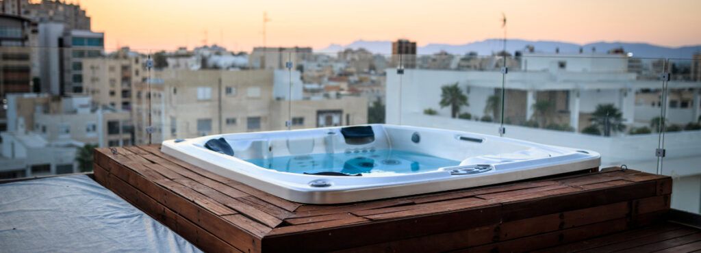 ¿Puedo poner un jacuzzi, una carpa, una piscina o cerrar mi terraza de zona común pero de uso privado?