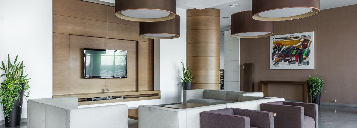 Comprar una vivienda con o sin reforma: el nuevo servicio que las promotoras ofrecen en muchos inmuebles