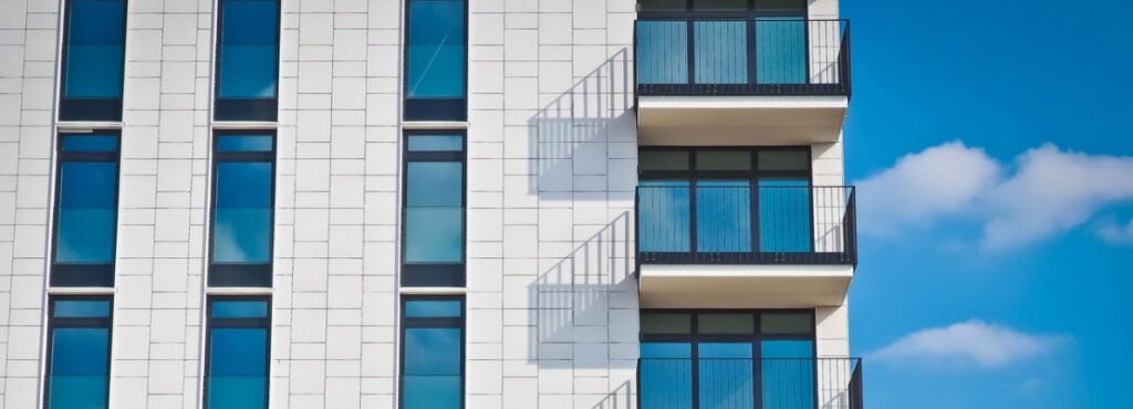 ¿Cómo son los edificios prefabricados que se construyen?