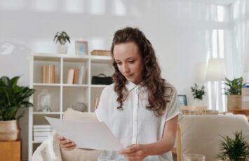 ¿Qué documentos necesito para alquilar un piso en España?