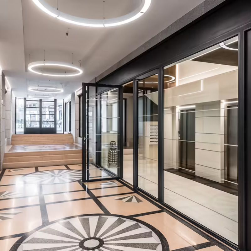 La casa más curiosa de febrero: un lujoso ático de diseño en el edificio Ave Fénix de Madrid img347