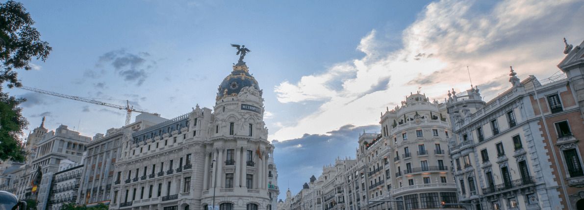 Los madrileños Recoletos y Chueca y los barceloneses Fort Pienc y Santa Caterina son los barrios con los alquileres más caros de España