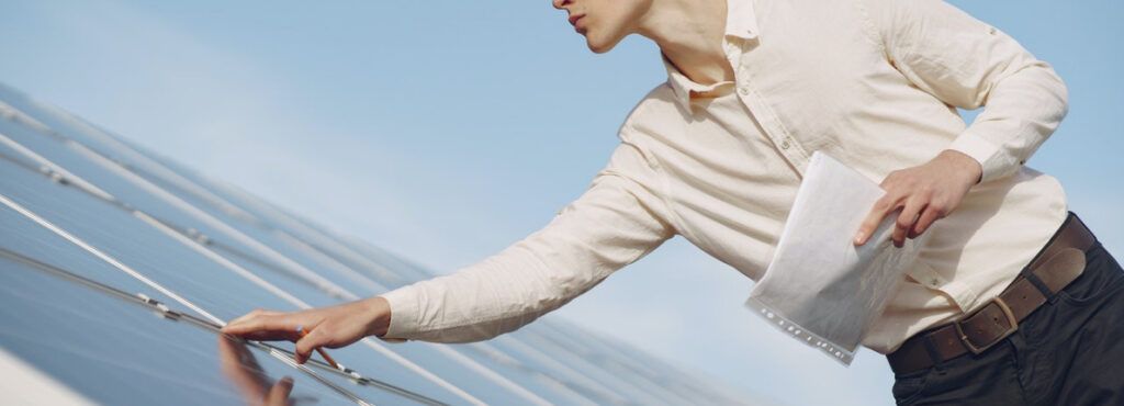 Lo último en ingeniería para el desarrollo de viviendas sostenibles: paneles solares que no necesitan sol