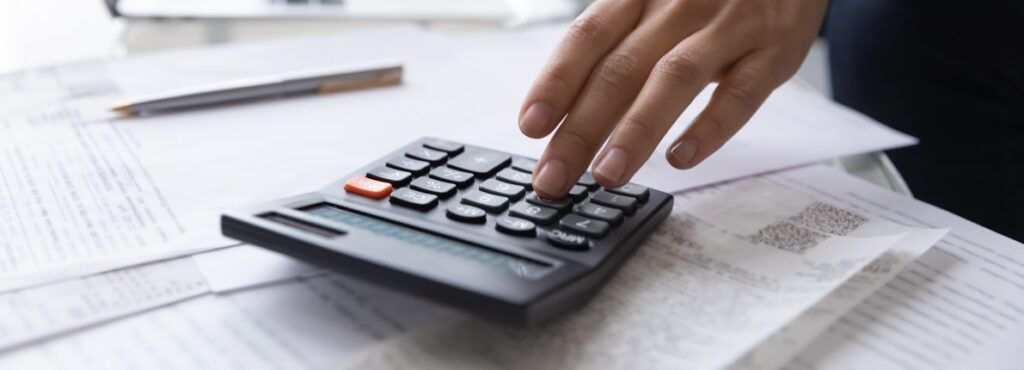 ¿Cómo se paga la comisión de apertura de las hipotecas?