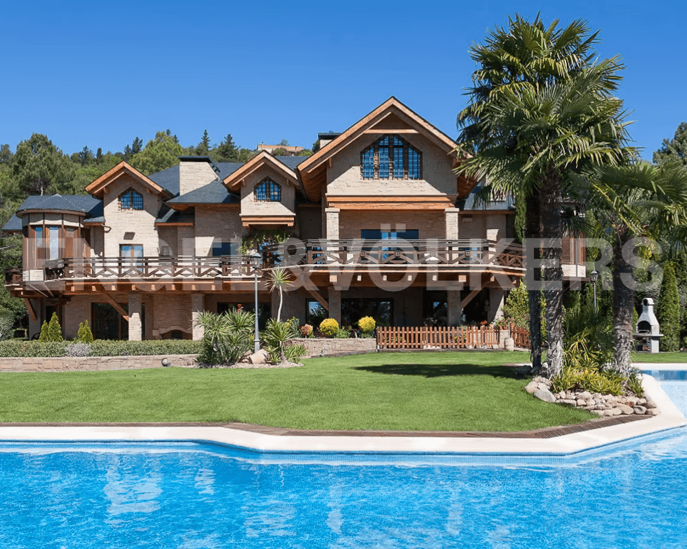 casa matadepera con piscina