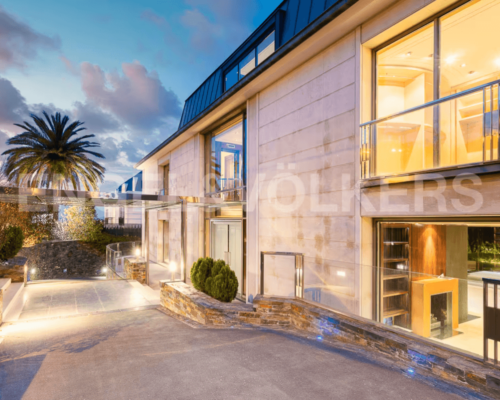 casa pedralbes patio