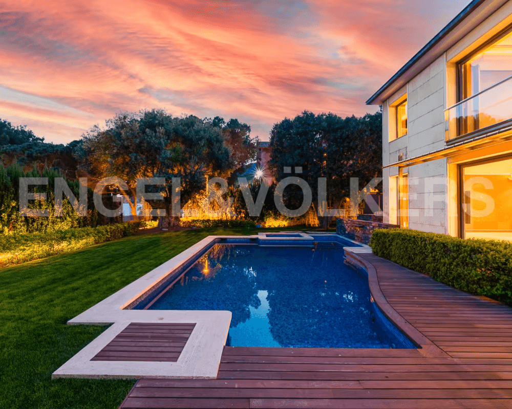 casa pedralbes piscina