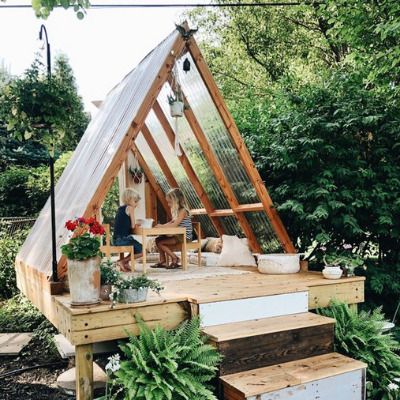 Casas de madera para niños: ¿por qué deberías tener una en tu jardín? –  Fotocasa Life