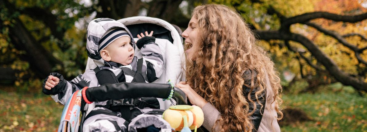 ¿Es posible dejar la bicicleta o el carrito de bebé en zonas comunes del edificio?