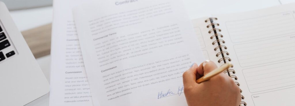 Se anuncia la subida de tipos y se frena la firma de hipotecas en España