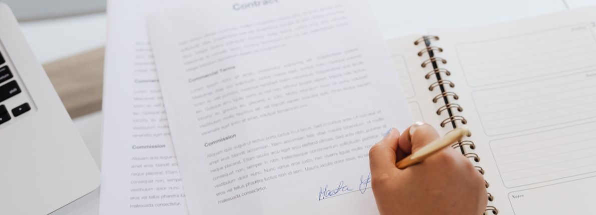 Se anuncia la subida de tipos y se frena la firma de hipotecas en España