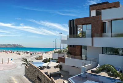 atico con piscina privada