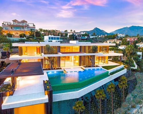 5 mansiones a la venta en España con las piscinas más espectaculares img735