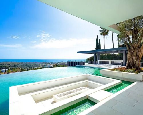 piscinas de mansiones