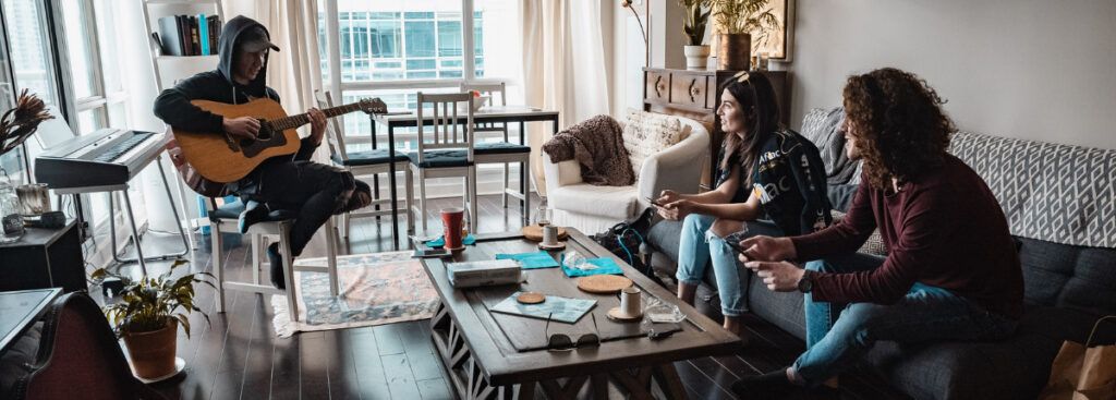 5 normas básicas que te ayudarán a convivir en un piso de estudiantes