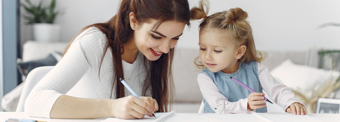 Las familias monoparentales representan más del 10% de los hogares españoles