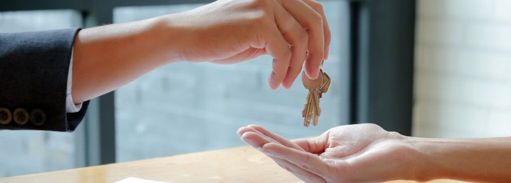 ¿Por qué es mejor contratar a una inmobiliaria para vender piso?