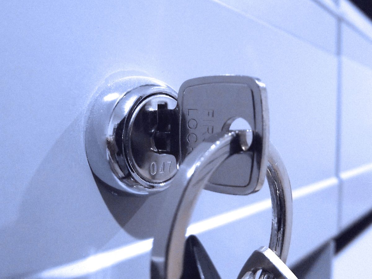 puedo cambiar mi buzón en una comunidad de propietarios