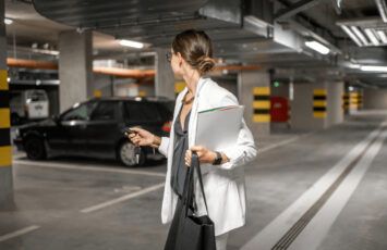 ¿Puedo poner muebles de almacenamiento en mi garaje? - Fotocasa Life Una plaza de garaje incrementa el valor de un piso en venta hasta 11.000 euros más en España