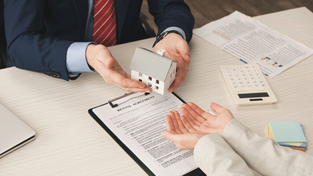 2 de cada 10 viviendas se alquilan por encima de su precio de salida