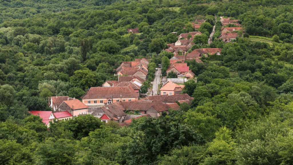 ¿Cuál es el plan de Andalucía para sus zonas despobladas?