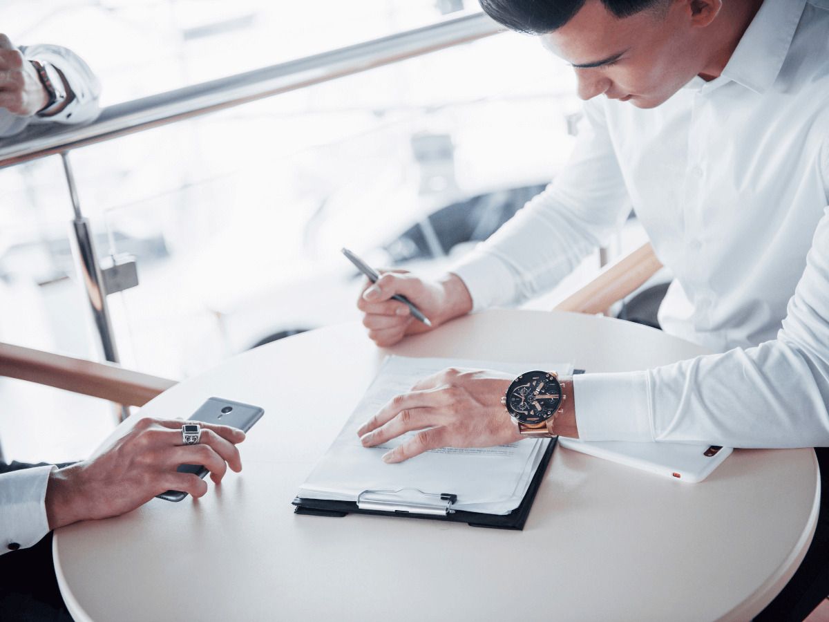 comprar casa siendo menor de edad