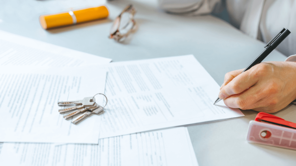 Claves de un contrato de compraventa de vivienda que debes conocer antes de firmar