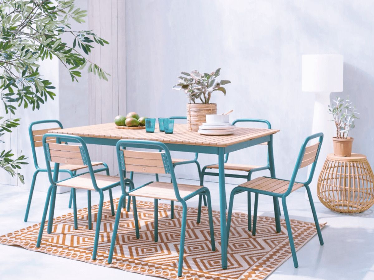 conjunto mesas y sillas para terraza