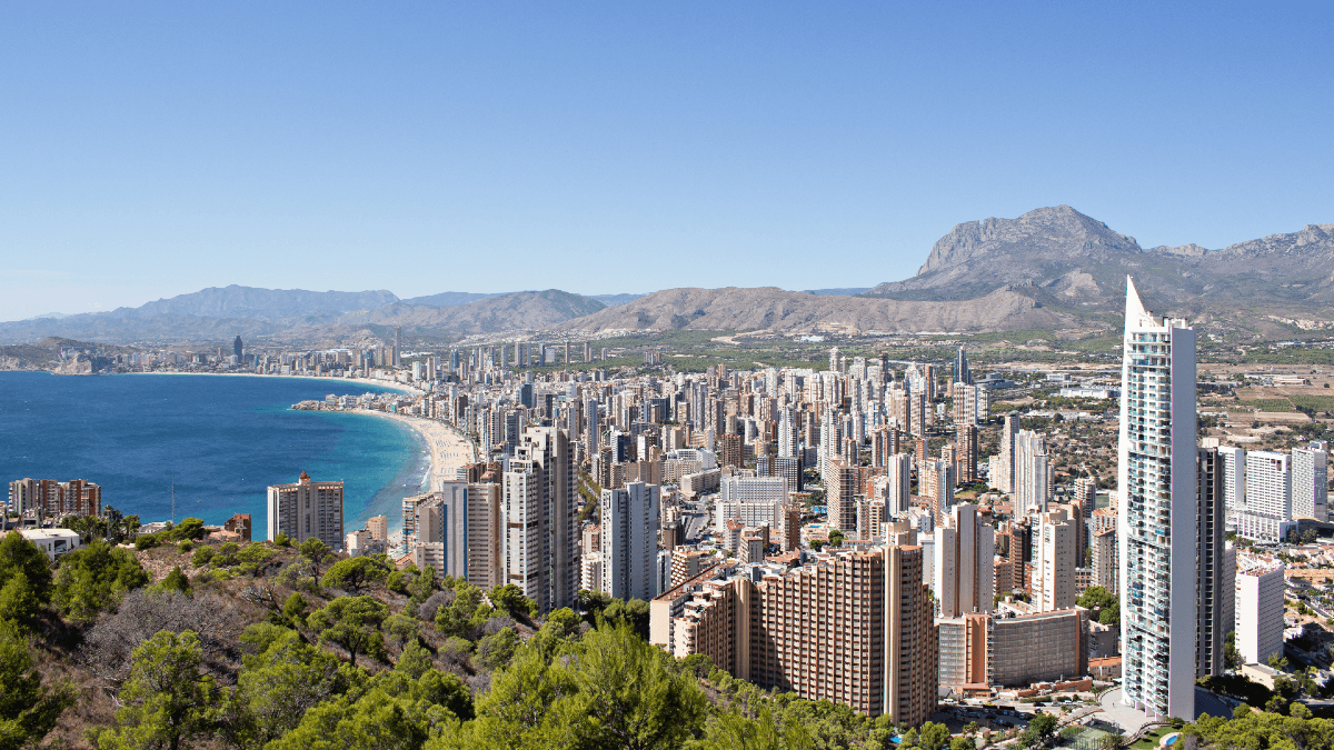 España tiene más de 19.000 pisos turísticos más que hace un año