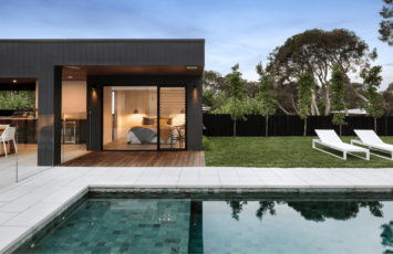 ¿Se pueden hacer reformas para hacer el balcón más grande? - Fotocasa Life ¿Dónde hay más viviendas con terrazas, jardines y patios en España?