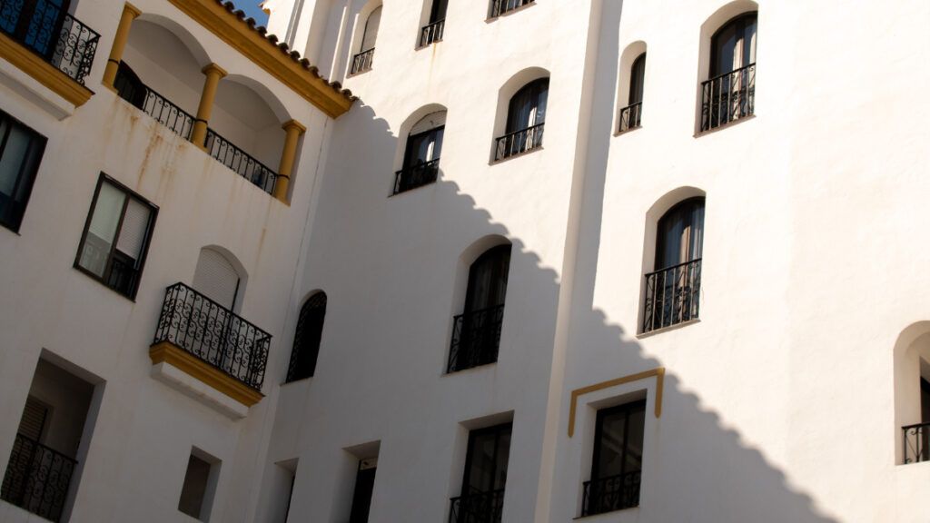 Un pueblo cerca de la Costa del Sol y con un coworking en un antiguo palacete