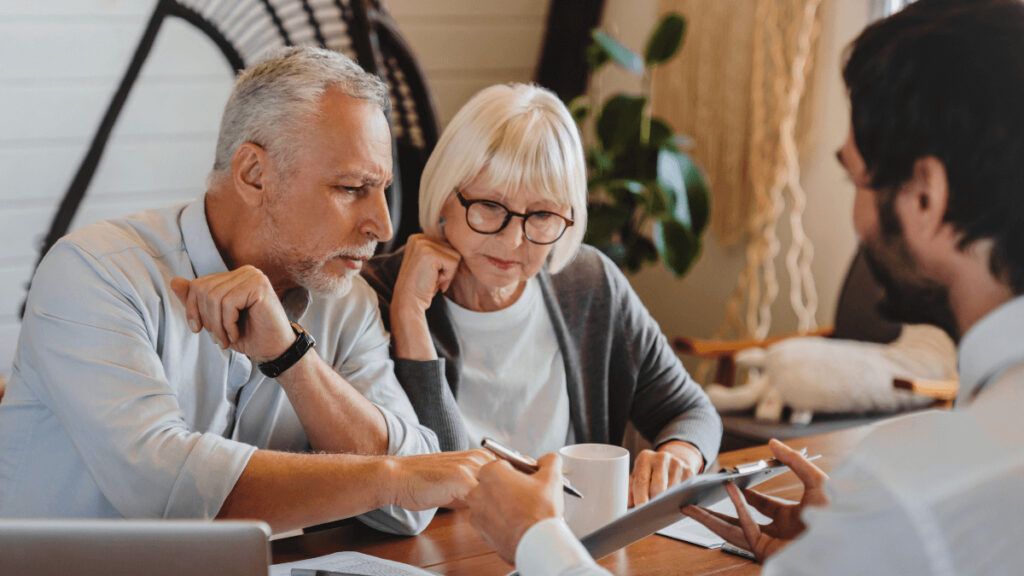 Cuando termina un contrato de alquiler, ¿se devuelve la garantía adicional o sólo la fianza?