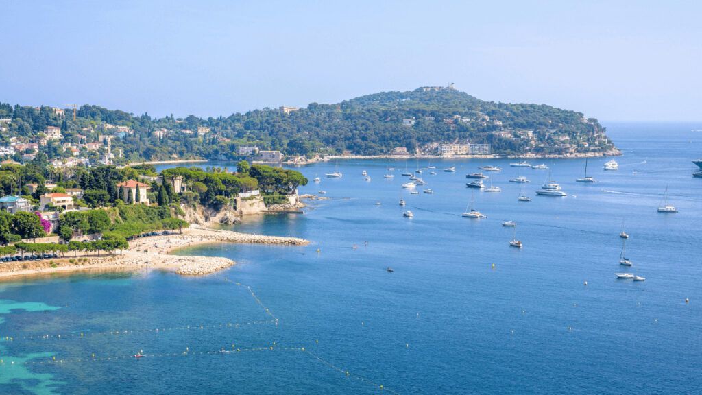 5 pueblos costeros para pasar el verano sin turistas