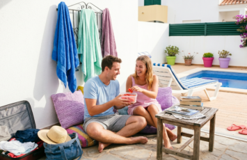 ¿Merece la pena comprar una segunda vivienda? Los pros y contras de tener una casa de verano