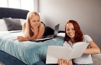 Compartir una vivienda en España cuesta 445 euros al mes, un 73% más que en 2015