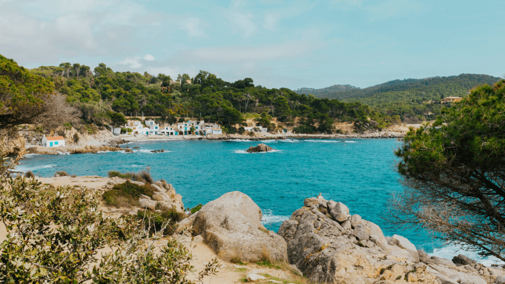 5 pueblos costeros con encanto para disfrutar del mar durante todo el año