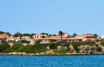 El comprador medio tiene 41 años y valora especialmente el precio y el número de habitaciones - Fotocasa Life ¿Qué tipo de vivienda encaja más contigo? ¡Descúbrelo!