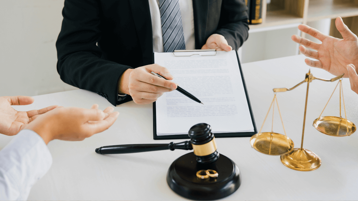 ¿Cómo se realiza la venta de una parte del piso?