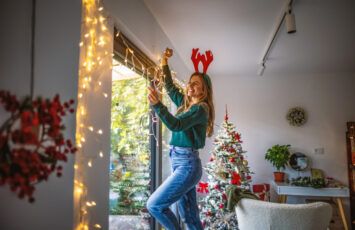 ¿Cuánto cuesta tener las luces de Navidad encendidas todo el mes en casa?