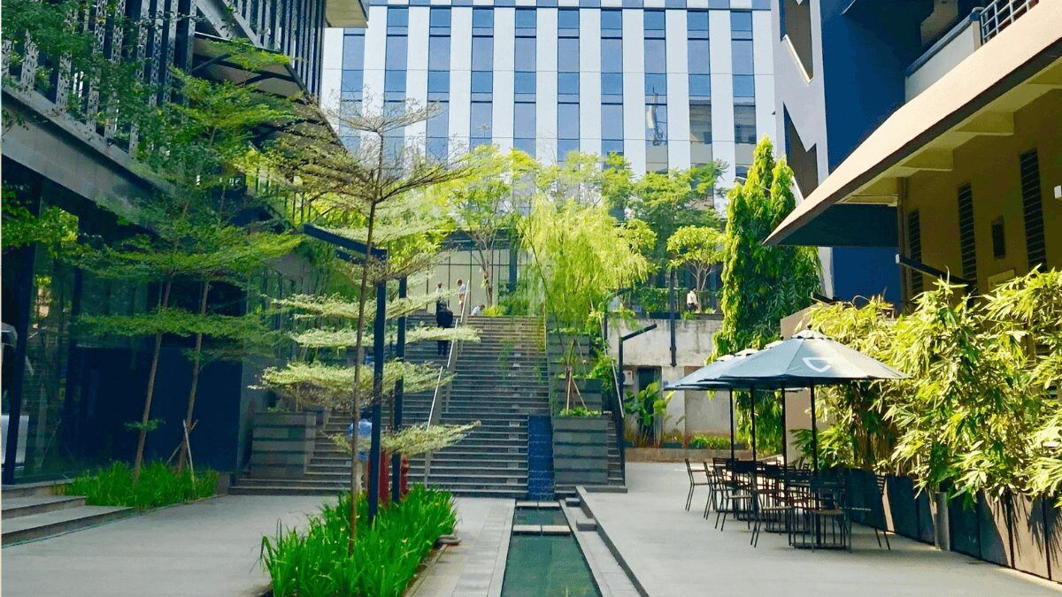 ¿Puede la comunidad negar un local comercial en su edificio?