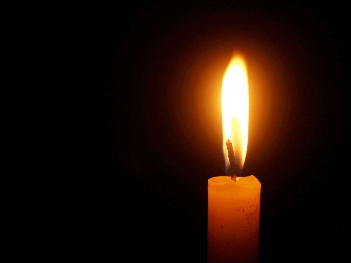 Velas durane la vigilia