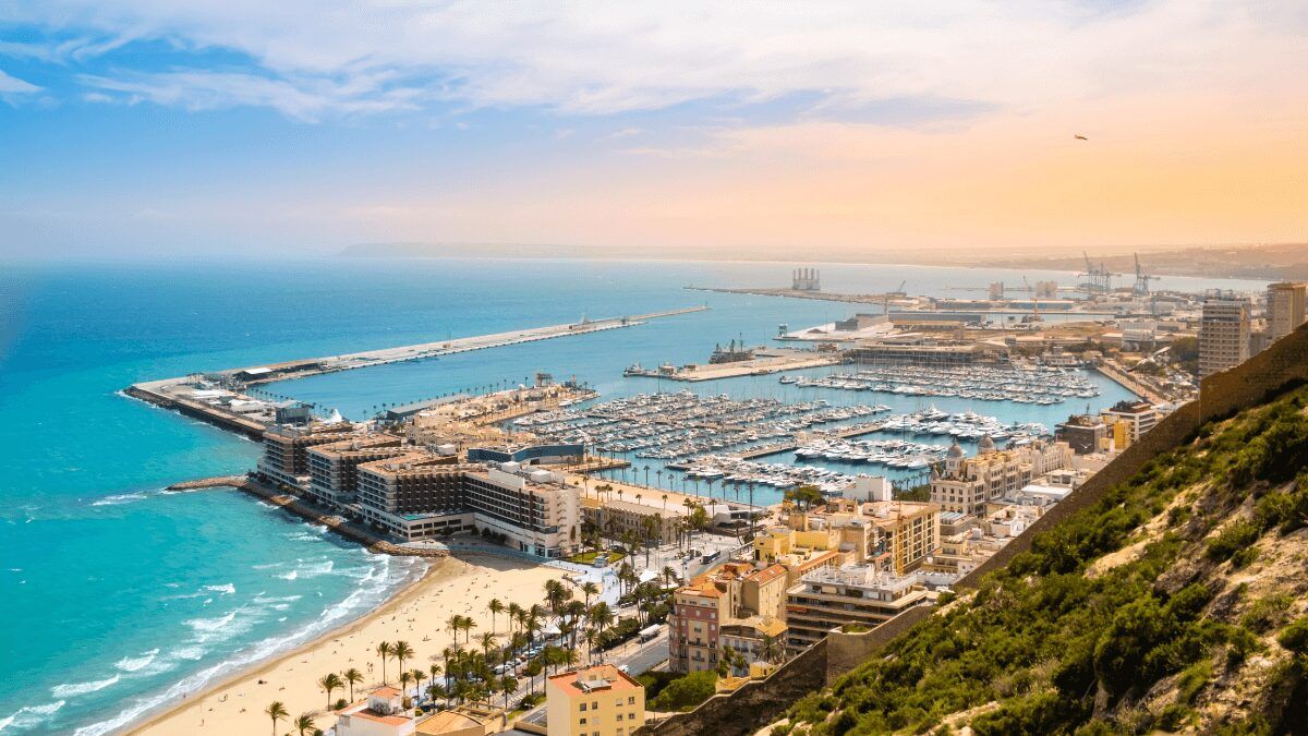 El precio de la vivienda en Alicante supera el de la burbuja de 2007