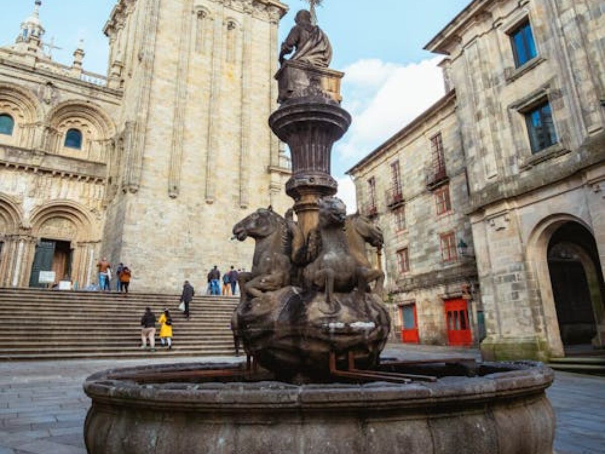 adivina la ciudad: santiago de compostela